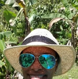 Meet your Posher, Rhonda